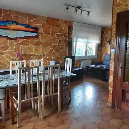 別荘 O Arrequento *